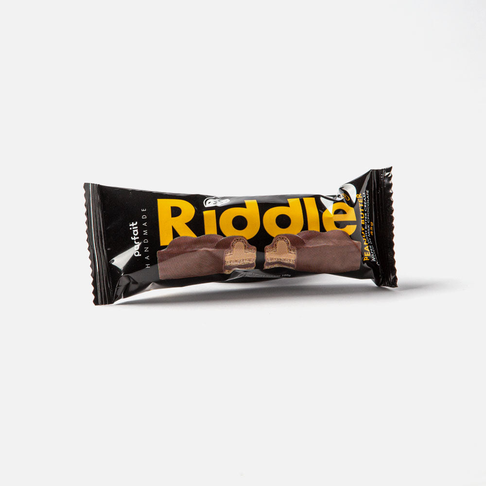 RIDDLE Peanut Butter & Bitter Chocolate Cream Wafer (37g / 1.3oz)